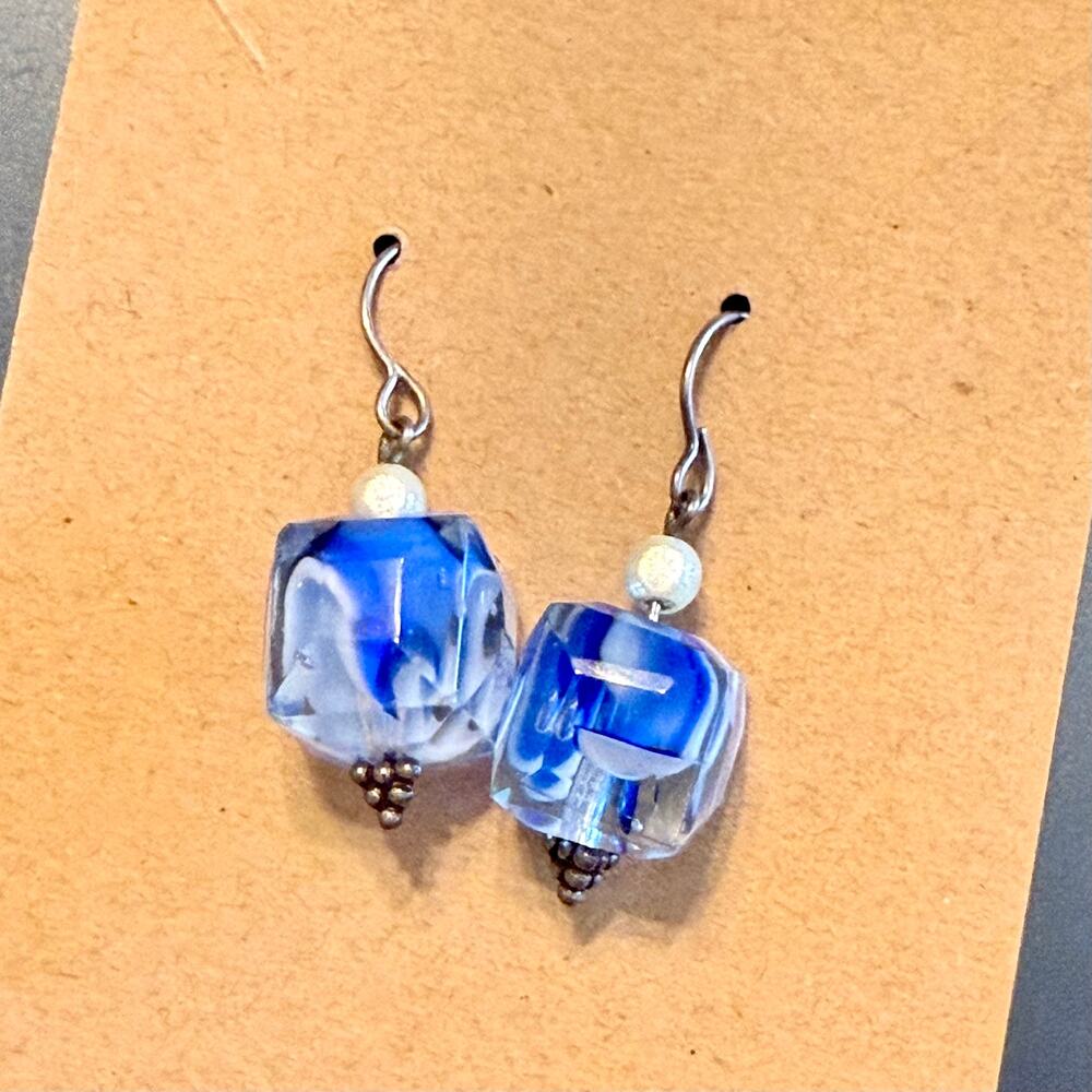 🎉HP!🎉 Blue & White Swirled Glass Artisan Drop Earrings